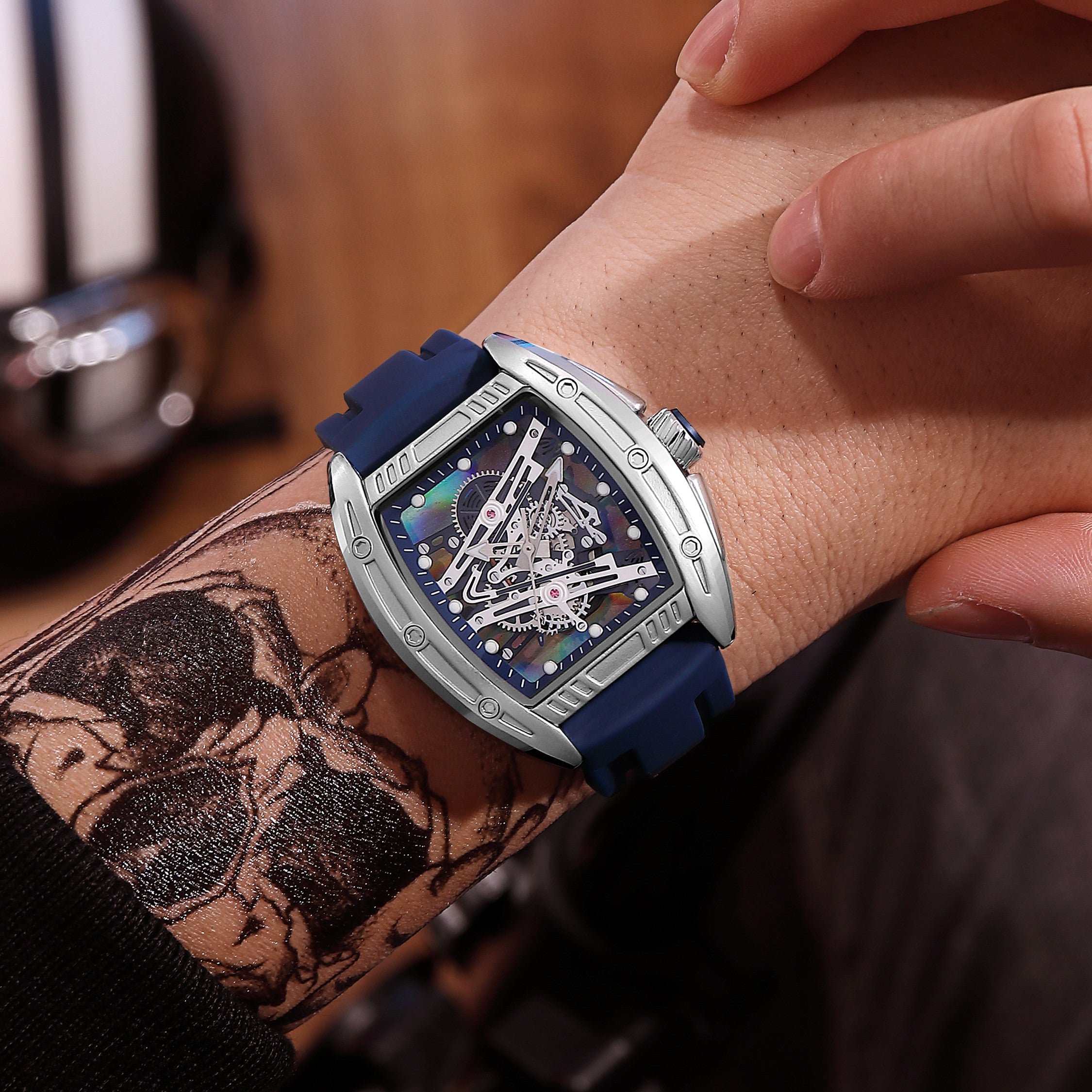 RUIMAS Fashion Military Quartz Watches Men Luxury Casual Sport Wrist Watches Waterproof Luminous Clock Large Dial Reloj Hombre